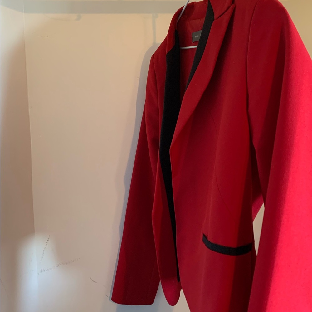 Red blazer - Picture 2 of 3
